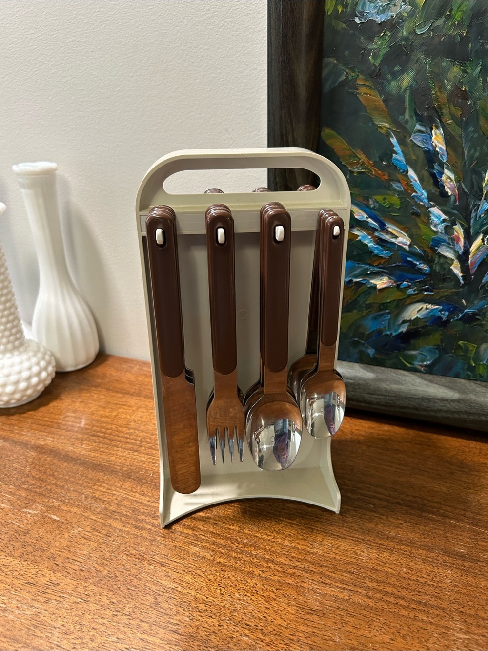 Vtg 70s Oneida Northland Colormates 24-Pc Hanging Flatware Set W/ Caddy